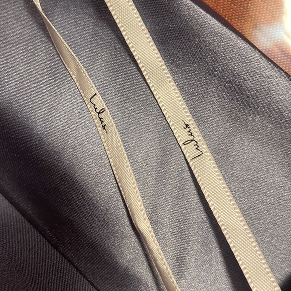 Hollywood Satin Midi Dress - Picture 9 of 15